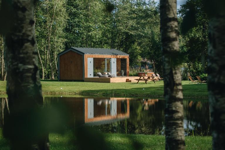 Dubinga River Valley House & SPA - FREE sauna - Bed and Breakfast Kabakėlis