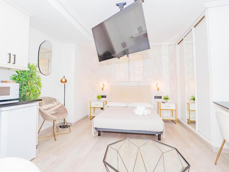 YBH Alfonso XIII, 12 - B&B Vigo