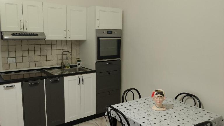 Hoya Room & Living - B&B Bari