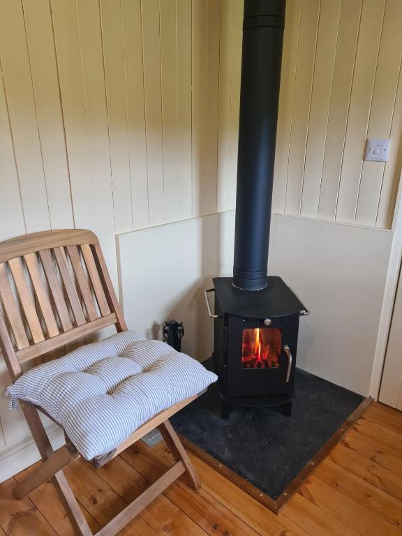 Shepherd's Hut in heart of the Brecon Beacons - Bed and Breakfast Bwlch