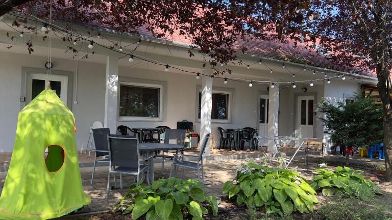 Heera Apartman - Ferienwohnung Hajduszoboszlo