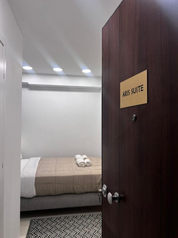 Aris Monastiraki Suite by Zeussuites - B&B Atenas