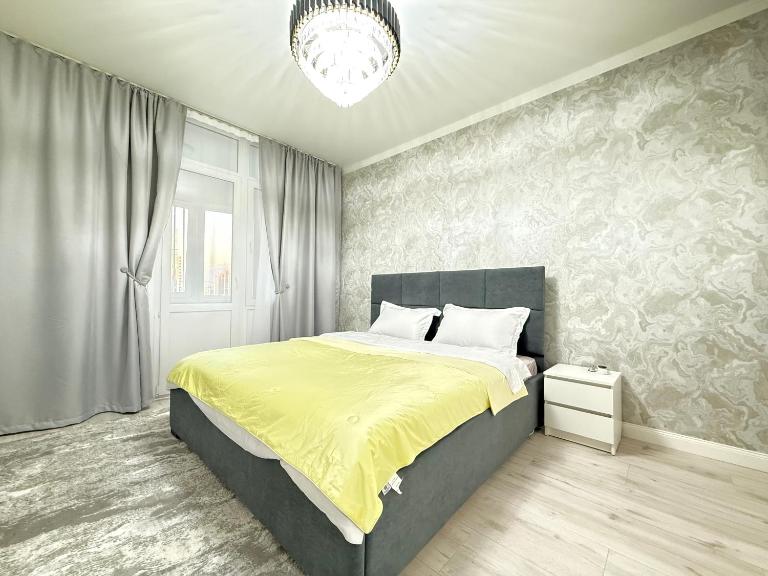 Luxe apartment river side , Mountain View near Mega mall - Ferienwohnung Almaty