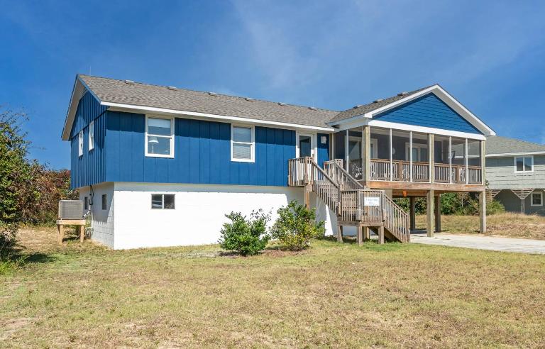 Laughing Place - Southern Shores, 175 Ft to Beach, Pool Table, Pets OK, Flex Stays - B&B Southern Shores