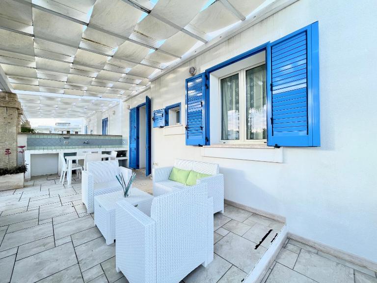 Villa Azzurra - Lido Marini - Pochi passi dal mare - B&B Lido Marini