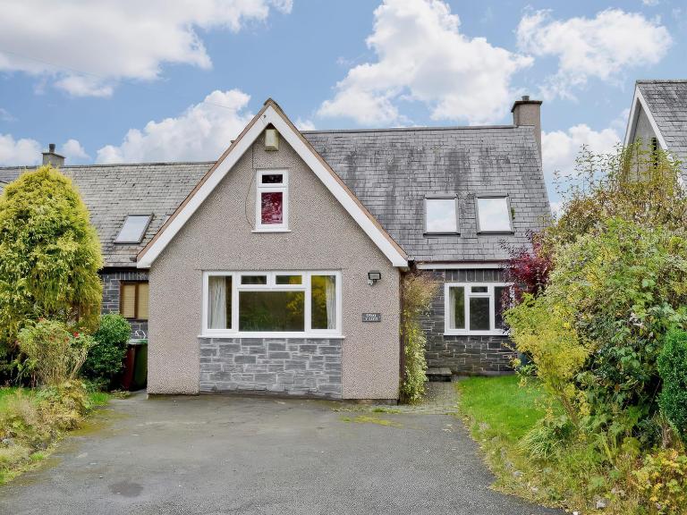 Sisial y Llyn - B&B Bala