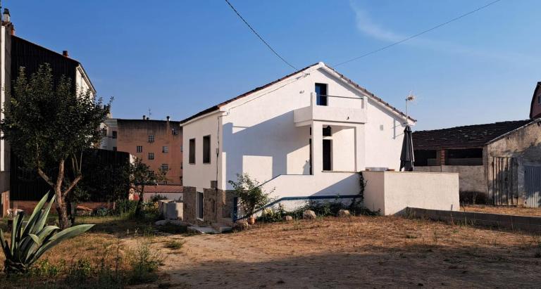 Cesarina Urban House - B&B Chantada