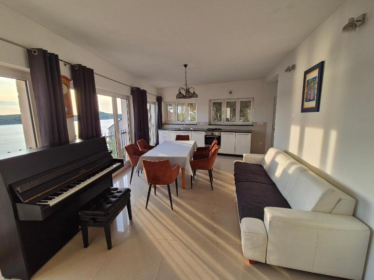Saint Lucy Apartment - Chambres d'hôtes Sibenik