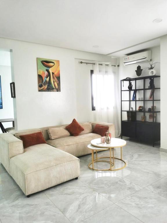 Appartement F3 Point E Spacieux Lumineux - B&B Dakar