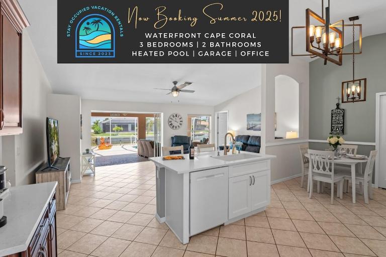 Waterfront View Oasis - B&B Cape Coral
