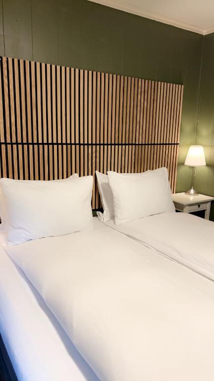 Spacious 3BR Apartment - Fast Wi-Fi - Free Parking - Near Oslo Airport & City - Les Homes - B&B Gjerdrum
