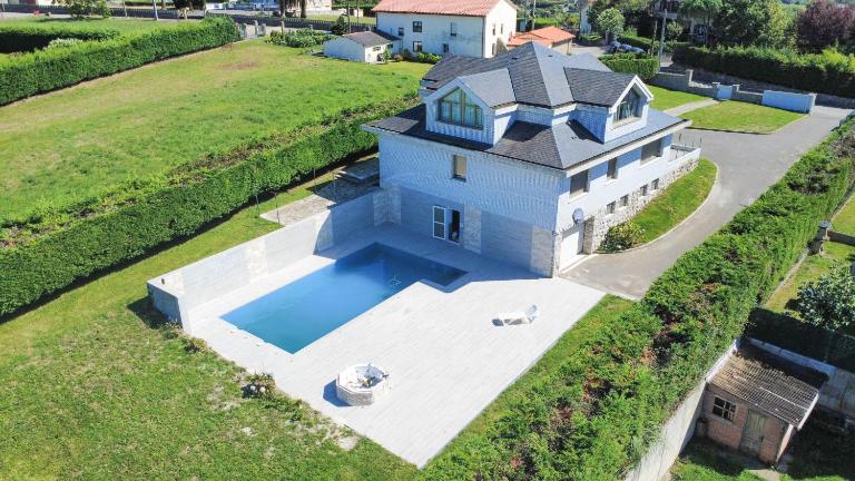Villa Cantabria I Piscina I Jacuzzi I Bbq I Jardines I Wifi - B&B Cacicedo