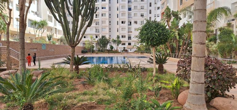Appartement chaleureux avec piscine et vue imprenable sur Agadir - Chambres d'hôtes Agadir