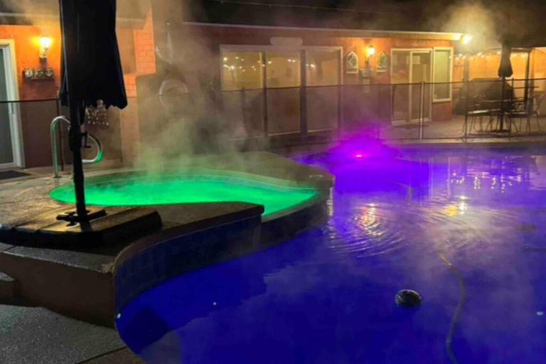 Family Friendly Close of Strip Hot Tub and Driveway - B&B Las Vegas