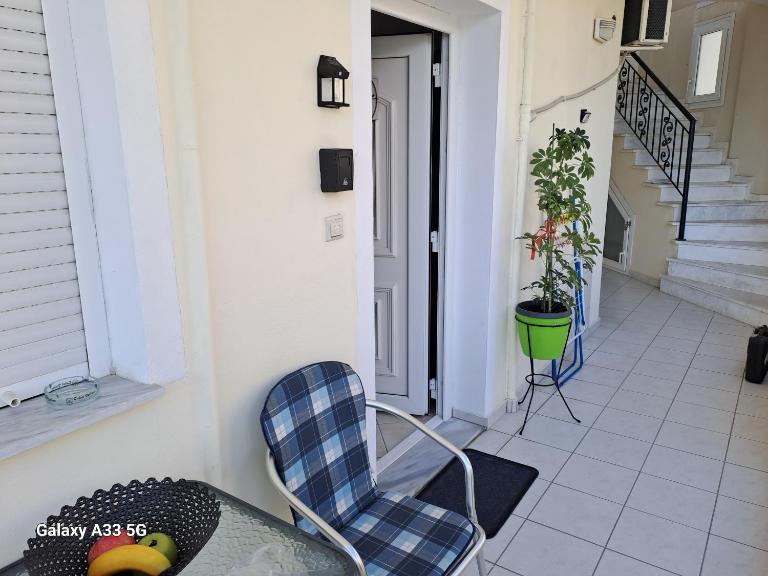 West Side Apartment - Bed and Breakfast Kavála