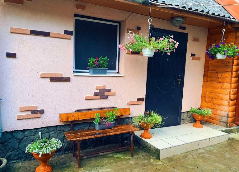 Садиба Пташка - Bed and Breakfast Berehove