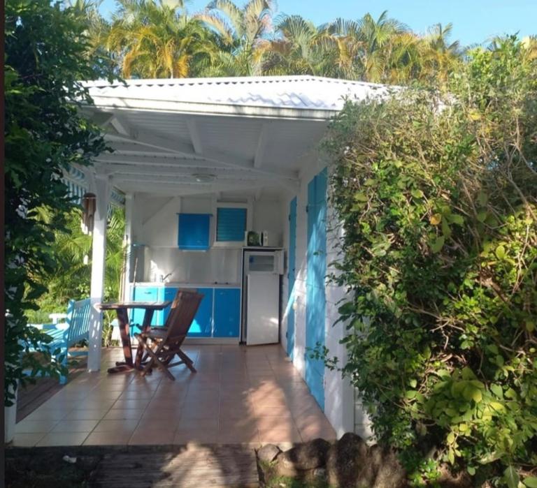 Bungalow Carambole - Bleu des Iles vue mer - B&B Deshaies