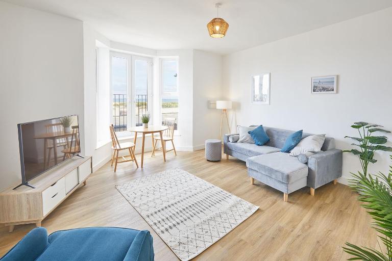 Glenholme Apartments with Sea Views and Balconies in Redcar North Yorkshire - B&B Redcar