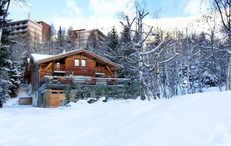 Duplex au Chalet Chantelouve pour 8 personnes à moins de 100 m des remontées mécaniques - Chambres d'hôtes Les Deux Alpes
