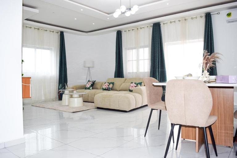 Appartement Grenoble - B&B Yaoundé