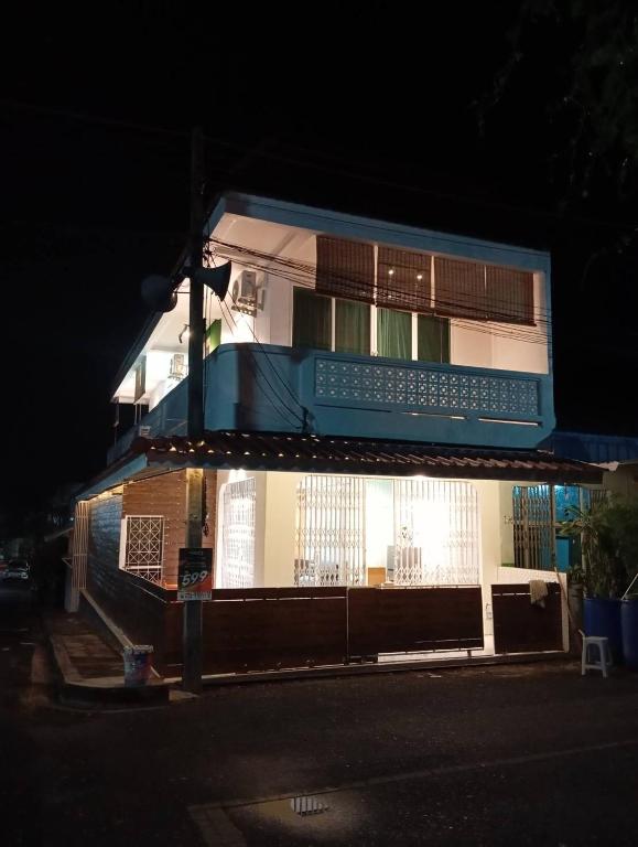 สุขสิริ เบตง Suksiri homestay - Bed and Breakfast Betong