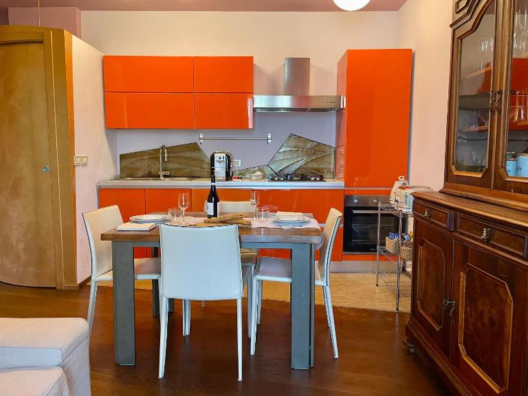Il nido di Sonia - Wi-Fi, aria condizionata e free park - B&B Asti