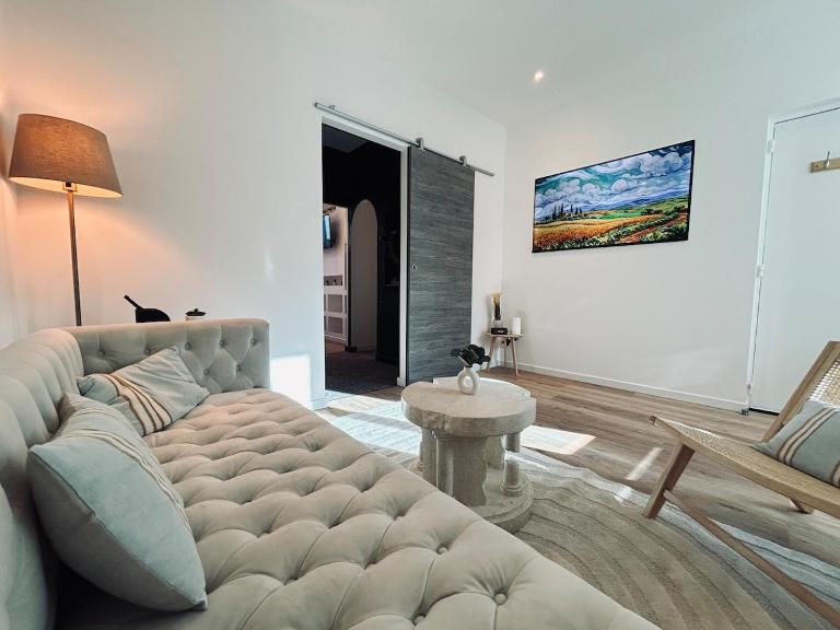 E Petit Prince T3 avec SPA & Lit King size - Ferienwohnung Épernay