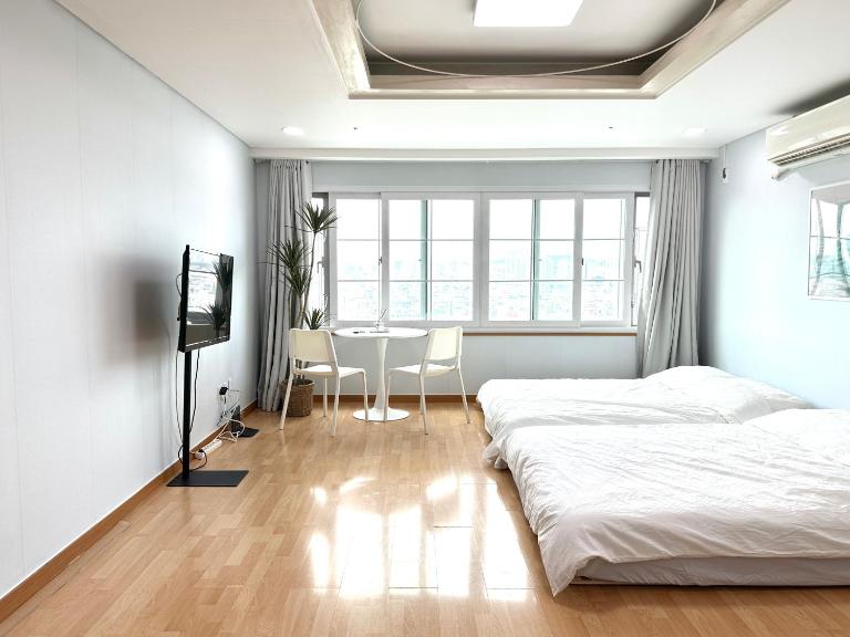 Simple and Cozy Hongik House - Chambres d'hôtes Séoul