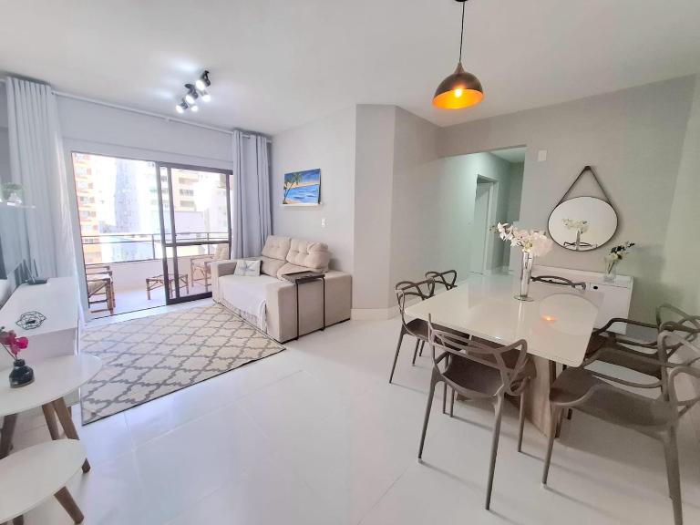 Aconchegante apartamento no centro em Balneário Camboriú SC - B&B Camboriú