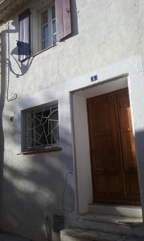 Le Gite des Remparts - B&B Ginestas