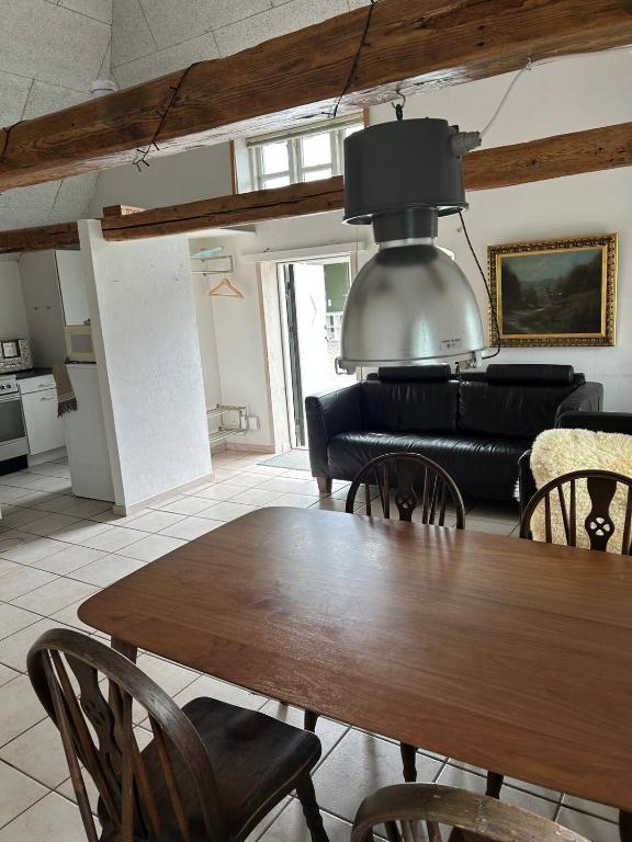 Peaceful country cottage - Ferienwohnung Agerskov