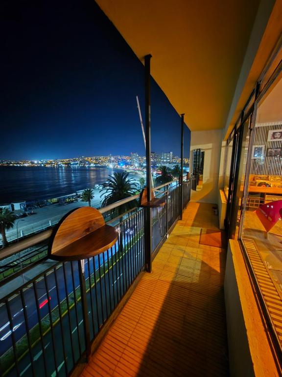 Puerto Cordillerano - B&B Valparaíso