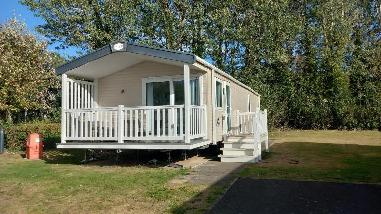 Edinburgh Seaside Retreat - Haven Seton Sands, Port Seton - Bed and Breakfast Birdston
