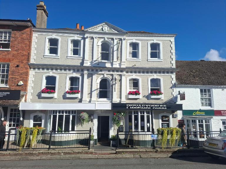 The Merlin - B&B Marlborough