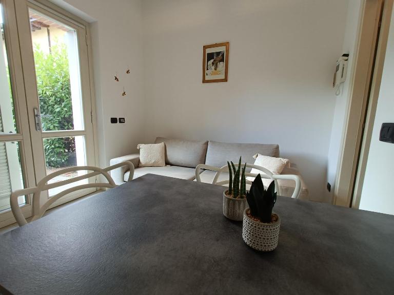 Appartamento al Feudo-piscina e parcheggio gratuito - Bed and Breakfast Asti
