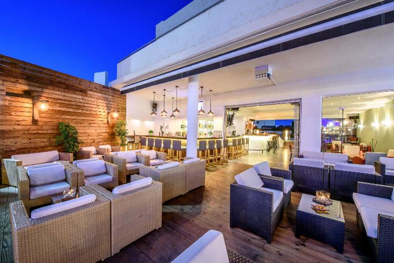 Despina Apts by Estia - B&B Goúves