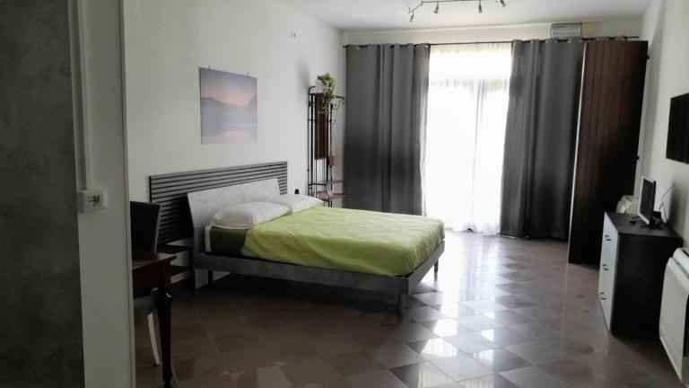 App Suite da Alfredo Lugo vicino a Maria Cecilia Hospital ,piano terra - B&B Lugo