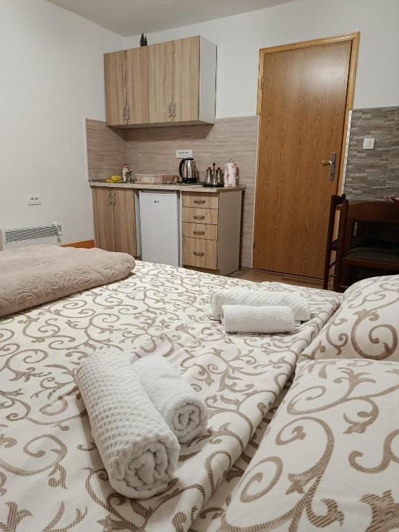 Apartments Nemanja - B&B Zabljak