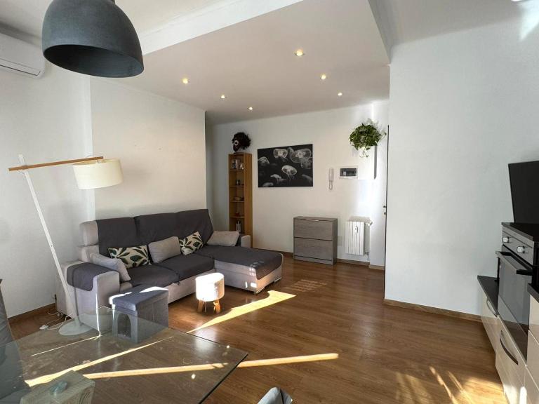 The Sunflower Apartment - Ferienwohnung Mailand