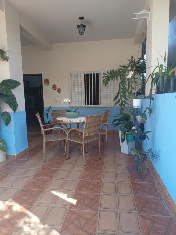 Casa de temporada da Regina Lúcia - Chambres d'hôtes Aparecida