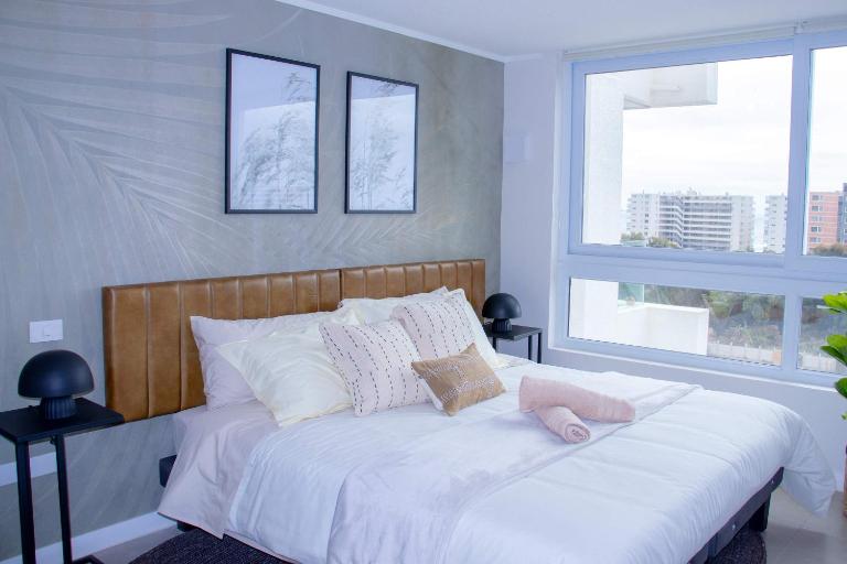 HOM l Parking Wifi CoWork Faro Turismo Piscina - B&B La Serena
