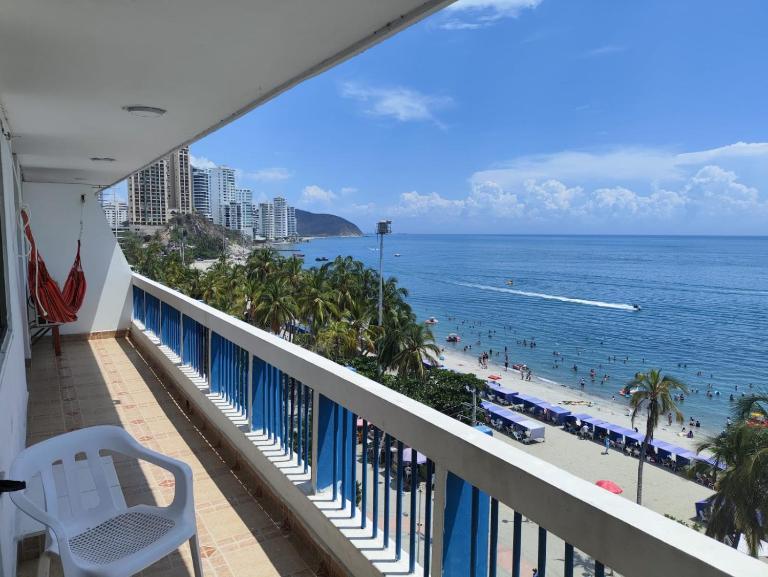 APARTAMENTO CON HERMOSA VlSTA AL MAR EN EL RODADERO - B&B Santa Marta