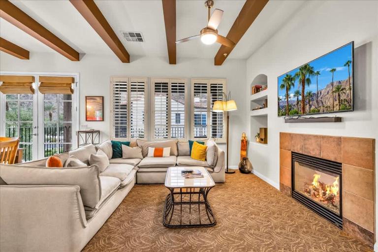 Spectacular Desert Retreat in La Quinta #A - Chambres d'hôtes La Quinta