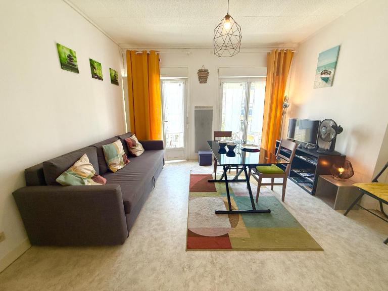 L'Evasion, proche plage avec Wifi et place de parking, Foncillon - Royan - B&B Royan