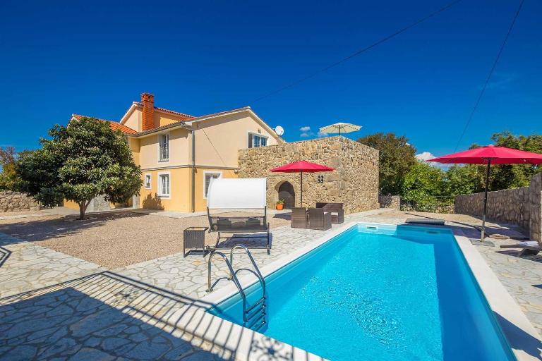Villa Mediteran with private pool - B&B Vrh