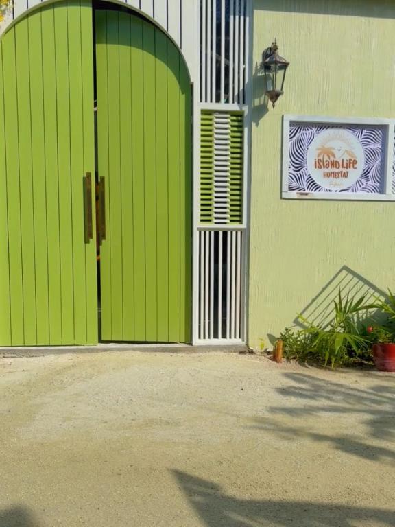 Island life Home Stay - Bed and Breakfast Himmafushi