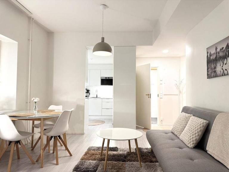 Modern Apartment in the City Centre - Ferienwohnung Oulu