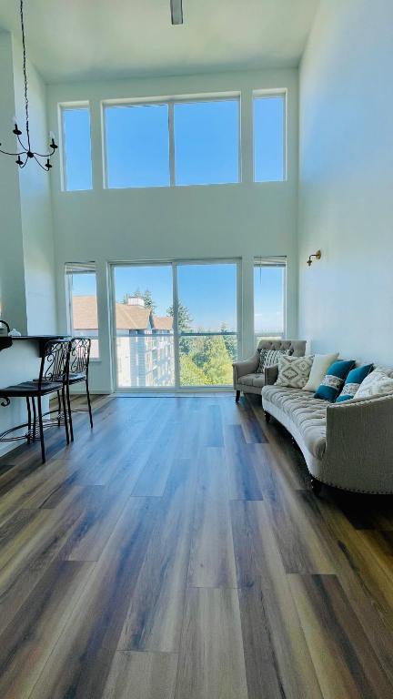 2B2B apartment with stunning window -7min to Dome - B&B Tacoma