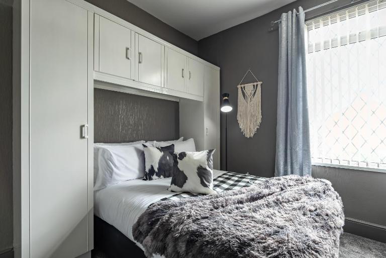 Testimony 3 Bedrm 2 bathroom Cozy Cushy Calm Home - Ferienwohnung Kingston upon Hull