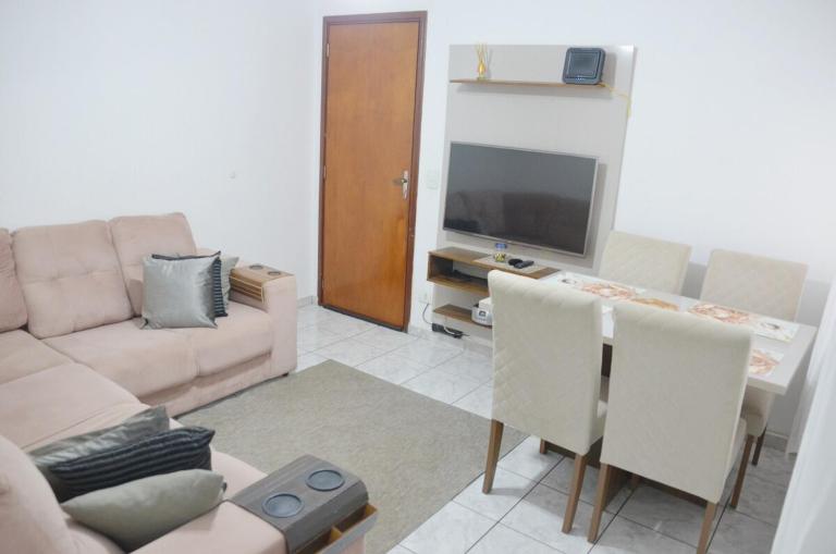 Apto 2 dormitórios 1 banheiro 1 vaga descoberta - Bed and Breakfast Piracicaba